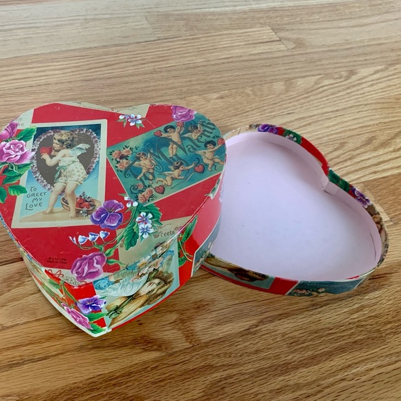 Beautiful Gift Box - Picture 5 of 5